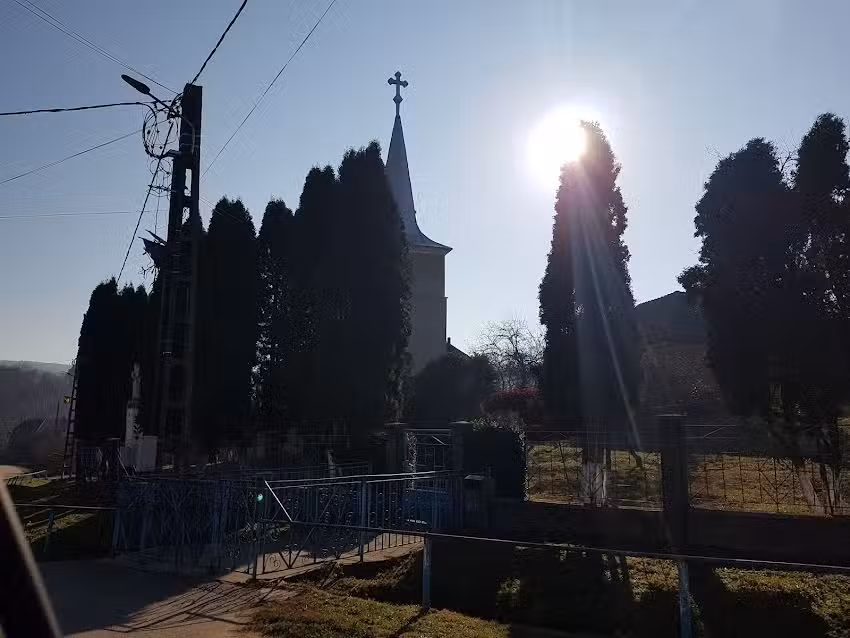 Biserica Sfinții Arhangheli