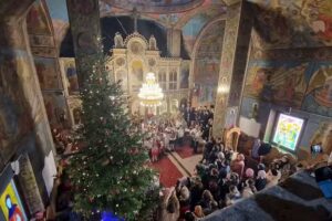 Biserica Sfinții Arhangheli Mihail Rafail și Gavriil și Sf&acirc;nta Cuvioasa Parascheva
