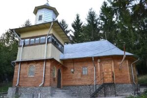 Biserica &bdquo;Sfinţii Arhangheli Mihail şi Gavriil&ldquo;