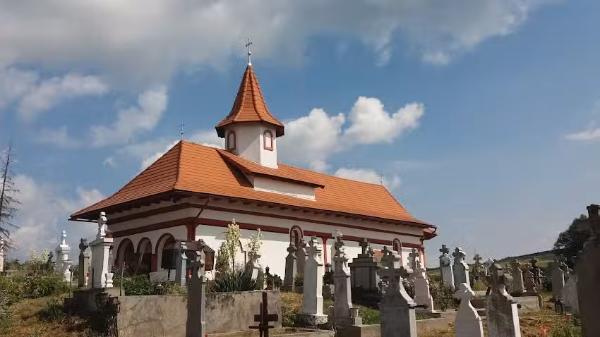 Biserica Sfinții Arhangheli Mihail și Gavriil