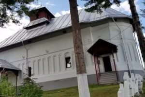 Biserica &bdquo;Sfinţii Arhangheli Mihail şi Gavriil&rdquo;