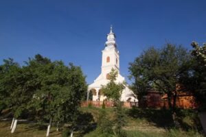 Biserica Sfinții Arhangheli Mihail și Gavriil