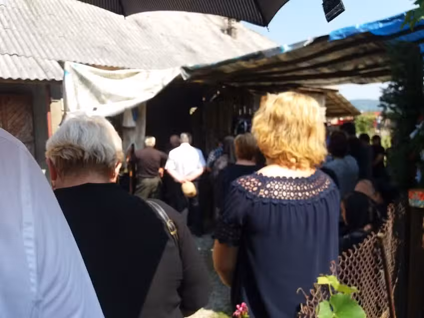 Biserica Sfinții Arhangheli Mihail și Gavriil