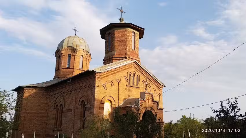 Biserica &bdquo;Sfinții Arhangheli Mihail și Gavriil&rdquo; Cișmele