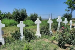 Biserica „Sfinţii Arhangheli Mihail şi Gavriil“ Costi