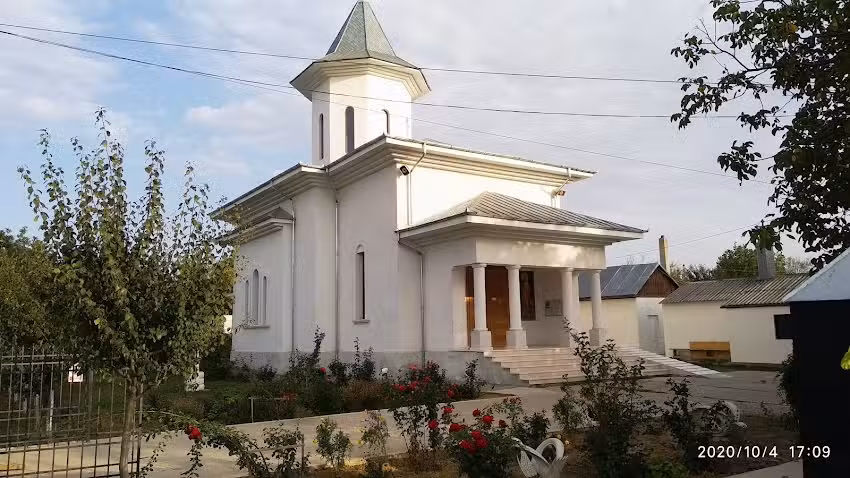 Biserica &bdquo;Sfinţii Arhangheli Mihail şi Gavriil&ldquo; Sm&acirc;rdan