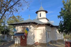 Biserica &bdquo;Sfinţii Arhangheli Mihail şi Gavriil&ldquo; Tătarca