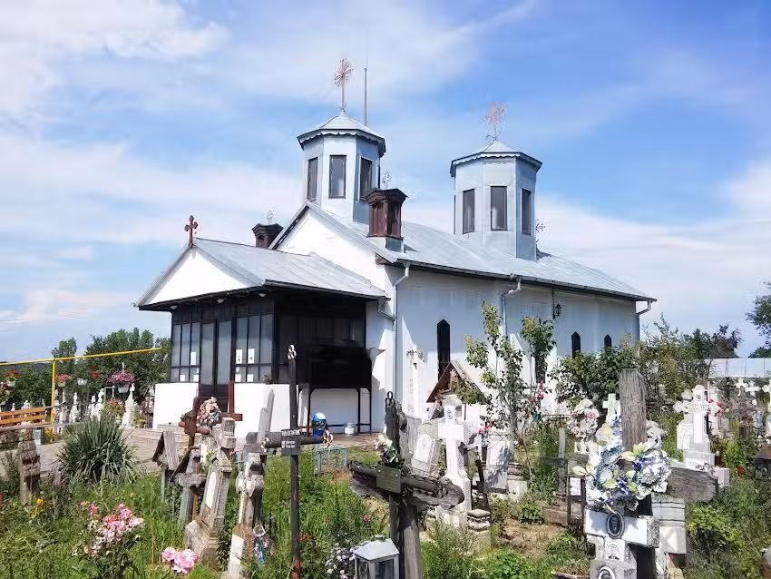 Biserica Sfintii Atanasie si Chiril