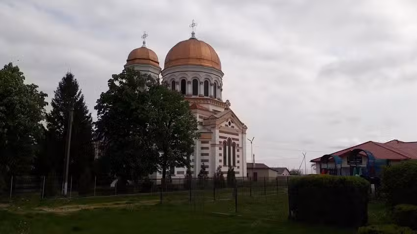 Biserica Sfinții Constantin și Elena