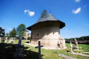 Biserica „Sfinții Ilie și Ioan Teologul” din Dragormirna Mică