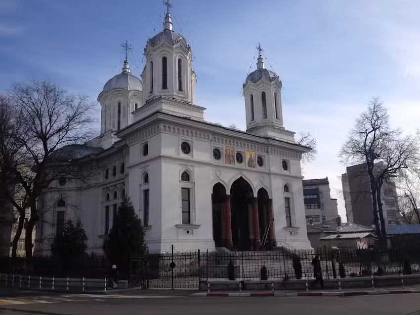 Biserica Sfinții &Icirc;mpărați
