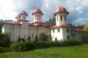 Biserica Sfinții Împărați Constantin și Elena