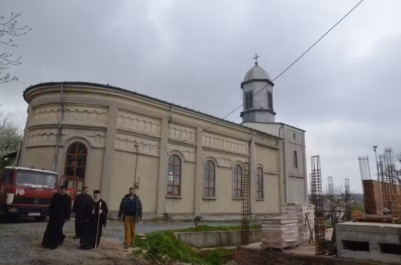 Biserica Sfinții &Icirc;mpărați Constantin și Elena