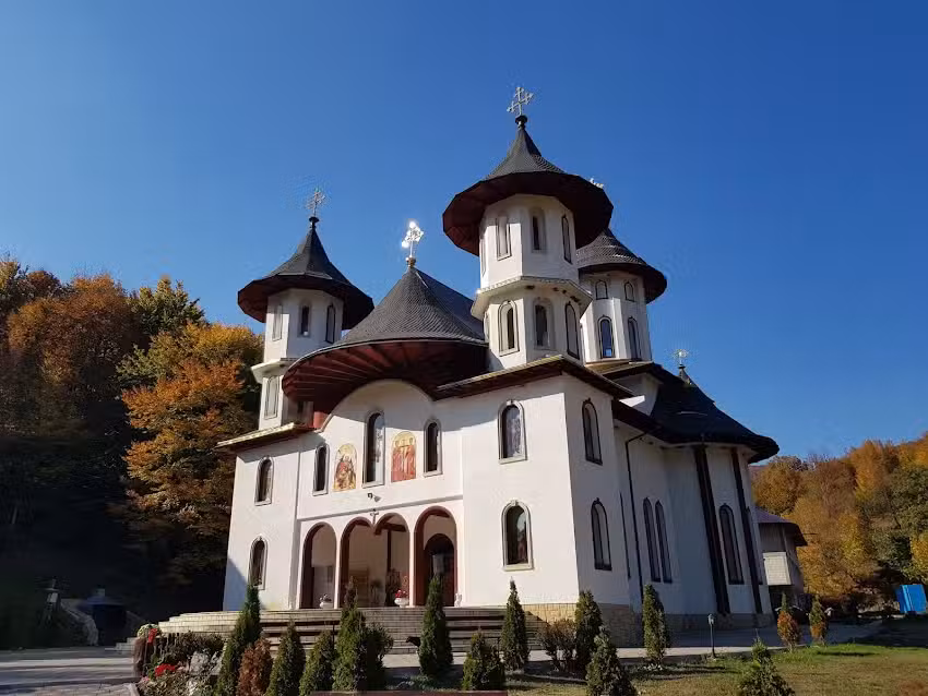 Biserica Sfinții &Icirc;mpărați Constantin și Elena