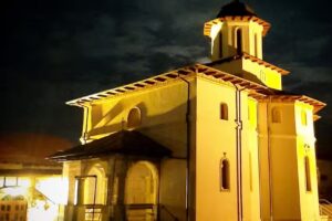 Biserica Sf&icirc;nții &Icirc;mpărați Constantin și Elena