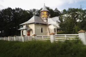 Biserica Sfinții Împărați Constantin si Elena