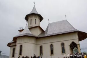 Biserica Sfinții Împărați Constantin și Elena