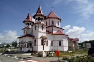 Biserica Sfinții Împărați Constantin și Elena