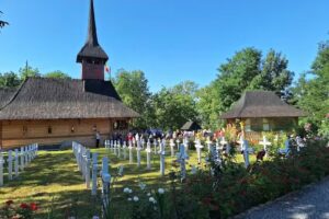 Biserica Sfinții Împărați Constantin şi Elena