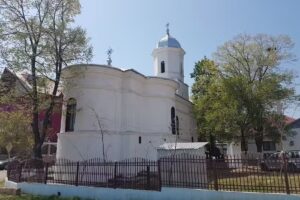 Biserica &bdquo;Sfinții &Icirc;mpărați Constantin și Elena&rdquo; Murgeni