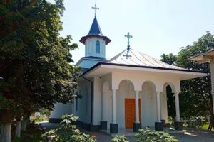 Biserica &bdquo;Sfinții &Icirc;mpărați Constantin și Elena&ldquo; Slobozia Ventura, Cuca