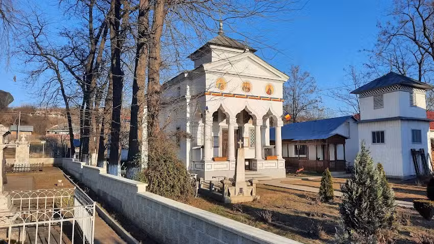 Biserica Sfinții Mari &Icirc;mpărați Constantin și Elena