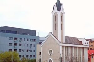 Biserica Sfinții Petru și Paul