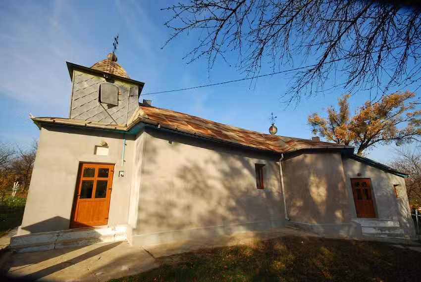 Biserica Sfinții Trei Ierarhi