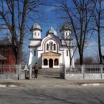 Biserica Sfinţii Voievozi