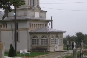 Biserica Sfinții Voievozi