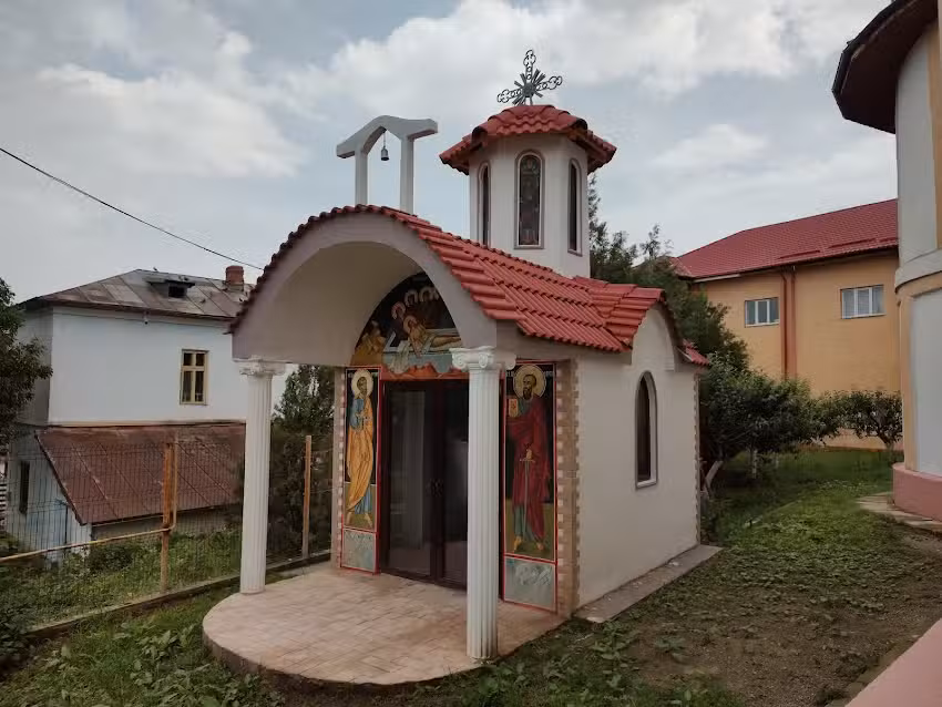 Biserica Sfinții Voievozi