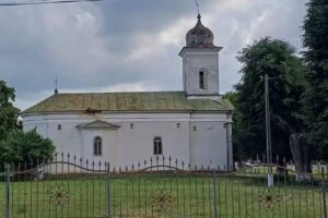 Biserica Sfinții Voievozi