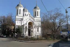 Biserica Sfinții Voievozi