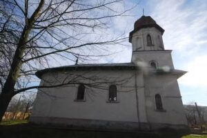 Biserica Sfinții Voievozi