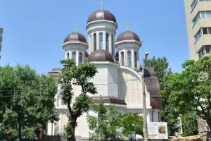 Biserica Sfinții Voievozi Gherghiceanu