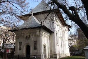 Biserica Sfintii Voievozi Husi