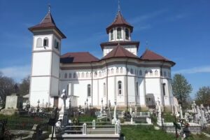 Biserica Sfinții Voievozi Mihail și Gavriil