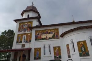 Biserica Sfinții Voievozi Mihail și Gavril