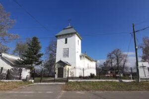 Biserica Sfintii Voievozi Poienile – Oancei