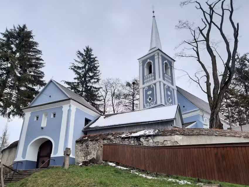 Biserica Sfinților Petru și Pavel