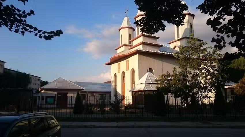 Biserica &bdquo;Ștefan cel Mare&rdquo;, &bdquo;Sf&acirc;ntul Ierarh Nicolae&rdquo;
