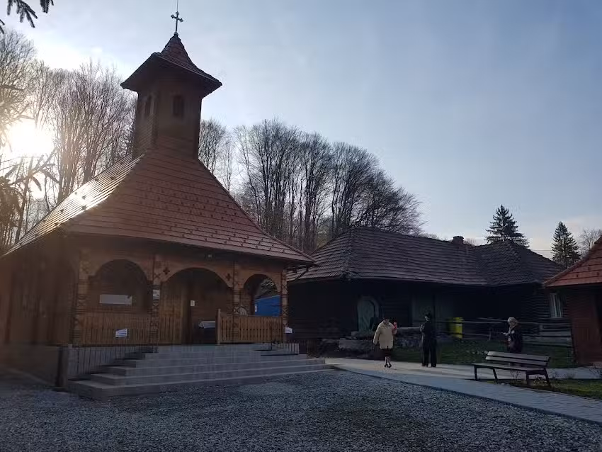 Biserica Valea Avrigului