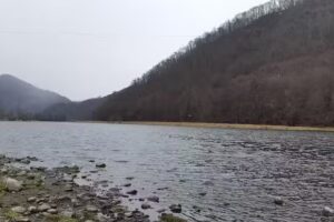 Biserica veche &ndash; Sat Calinesti