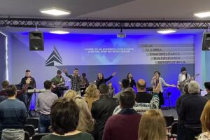 Biserica Vertical Ineu