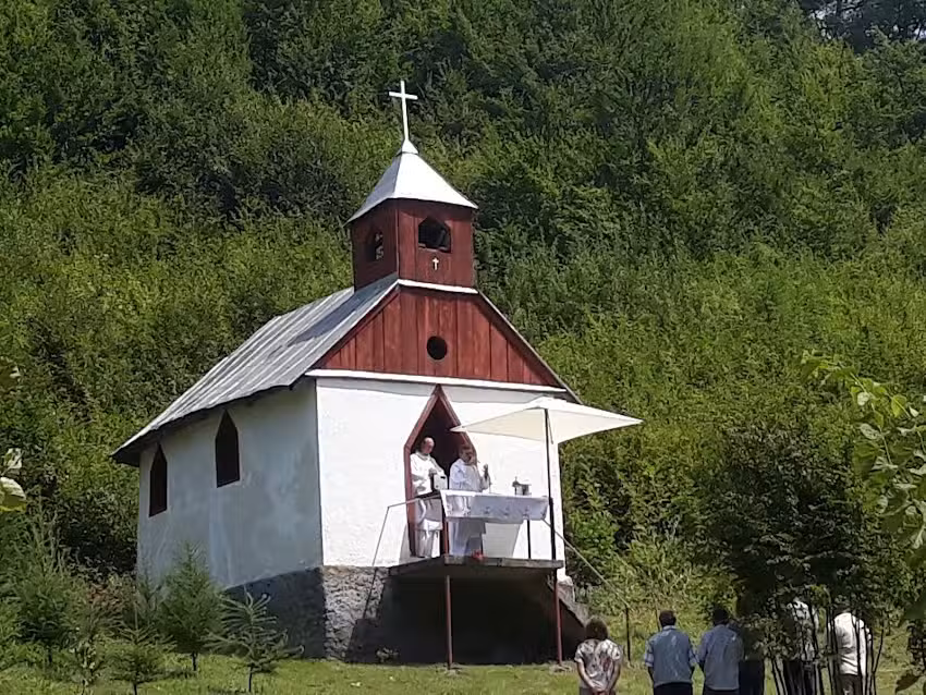 Capela Sf&acirc;nta Ana Tarna Băi
