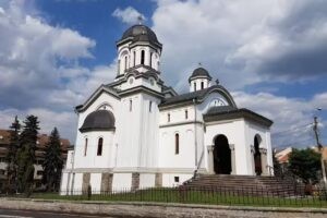 Catedrala Episcopală &bdquo;Sf&acirc;ntul Ierarh Nicolae&rdquo; și &bdquo;Acoperăm&acirc;ntul Maicii Domnului&rdquo;