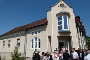 Catedrala Măntuirii Neamului din Cehu