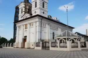 Catedrala &bdquo;Sf&acirc;ntul Ierarh Nicolae&rdquo; Bacău