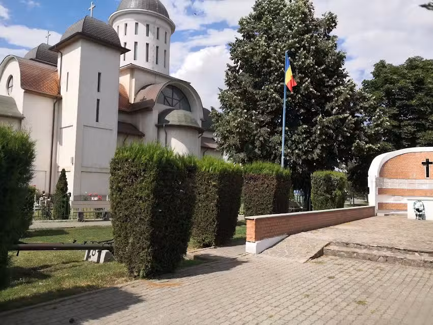 Catedrala Sfinţii &Icirc;mpăraţi Constantin şi Elena