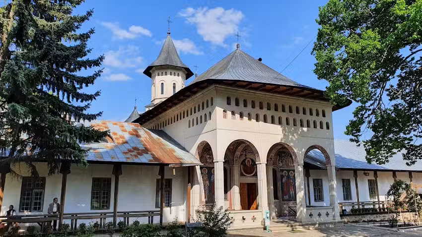 Clisiarnița-paraclis